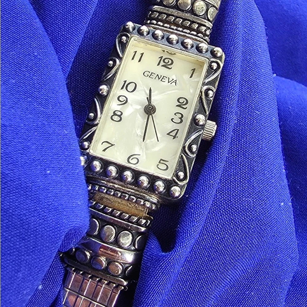 Geneva Slim Antique Style Womens Tank Watch New battery,  fully working